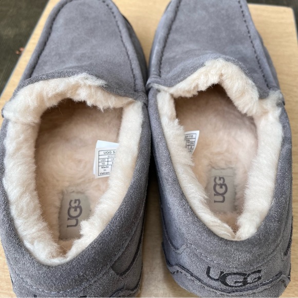 UGG Men’s Ascot Suede Sheepskin Lined Slippers In Gray Sz 10 - Picture 8 of 13